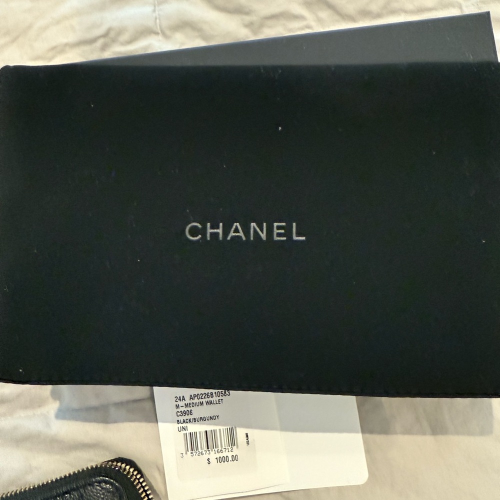 CHANEL Black Quilted Zipper Wallet brand new with tags - Picture 13 of 14